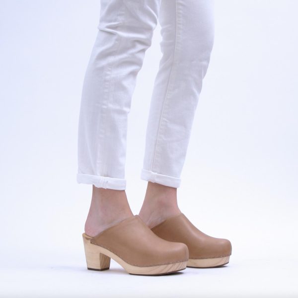 All-Day Heeled Clog Almond - Image 12