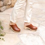 All-Day Heeled Clog Brandy - Image 2