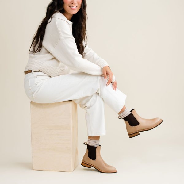 Carmen Chelsea Boot 2.0 Almond - Image 10