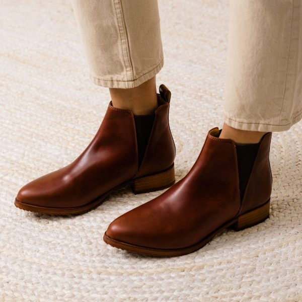 Eva Everyday Chelsea Boot Auburn - Image 12