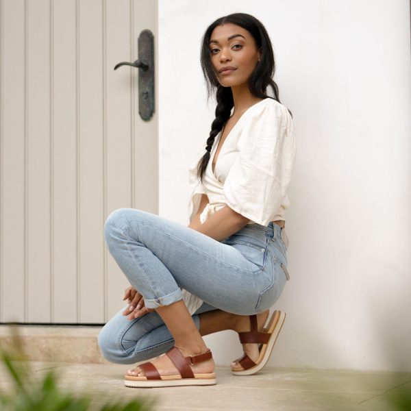 Go-To Flatform Sandal Brandy - Image 6