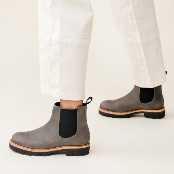 Go-To Lug Chelsea Boot 2.0 Grey - Image 11